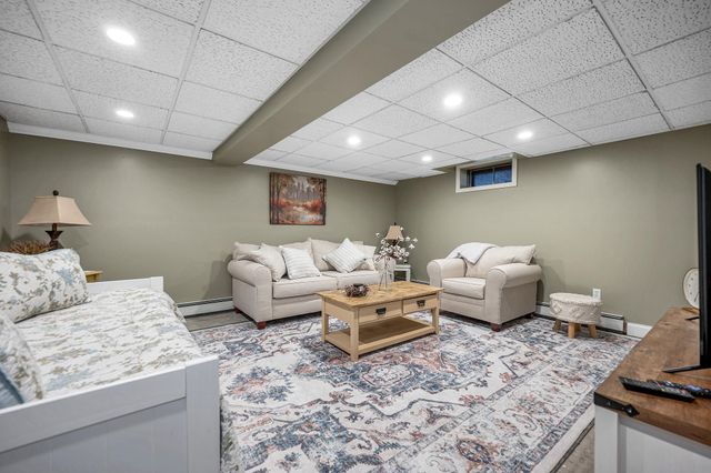 20 Crowley Road, Candia, NH 03034