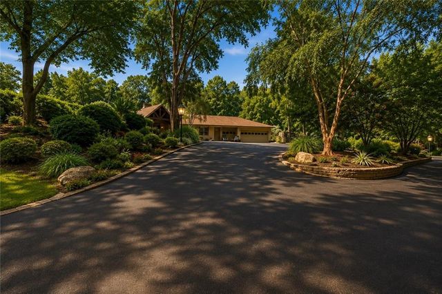 13460 Providence Road, Milton, GA 30009