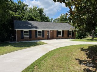680 Lakeside Drive, Rock Hill, SC 29730