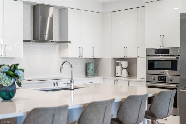 1115 Central AVE 557, Naples, FL 34102