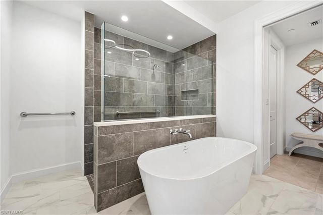 1115 Central AVE 557, Naples, FL 34102