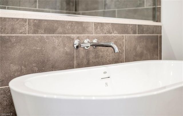 1115 Central AVE 557, Naples, FL 34102