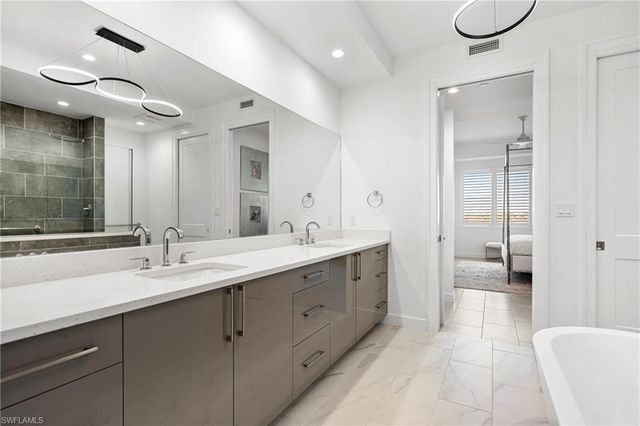 1115 Central AVE 557, Naples, FL 34102