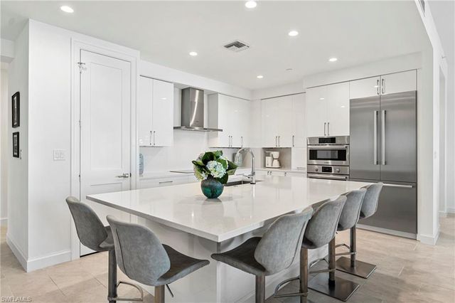 1115 Central AVE 557, Naples, FL 34102