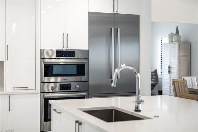 1115 Central AVE 557, Naples, FL 34102