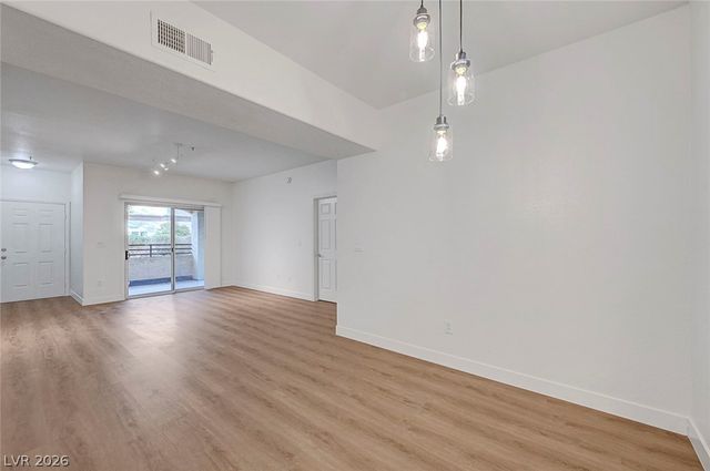 2291 West Horizon Ridge Parkway 5129, Henderson, NV 89052