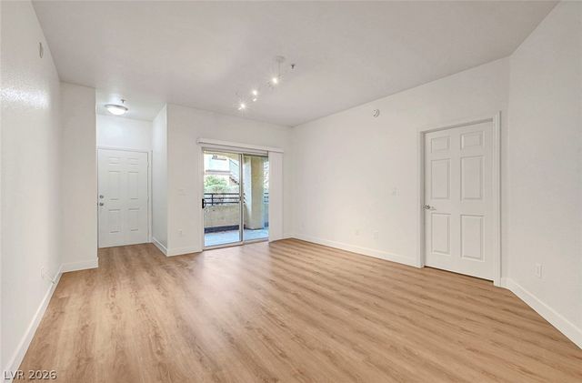 2291 West Horizon Ridge Parkway 5129, Henderson, NV 89052