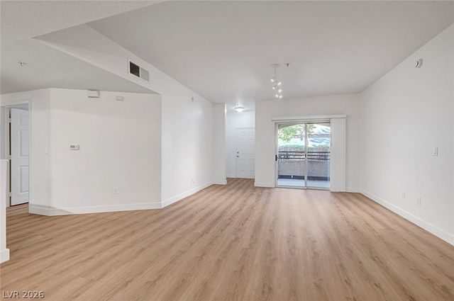 2291 West Horizon Ridge Parkway 5129, Henderson, NV 89052