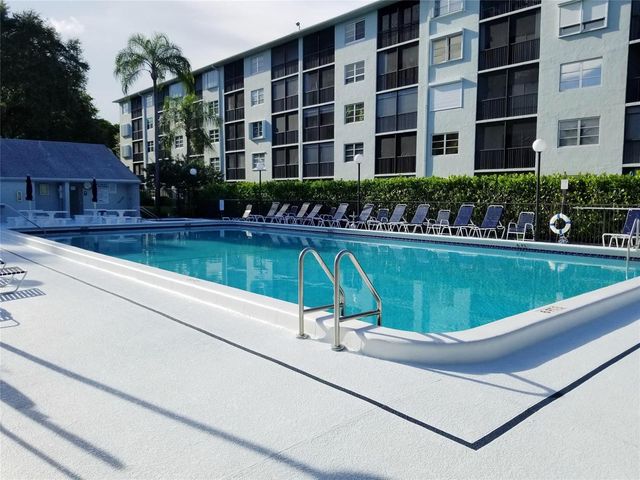 2222 N Cypress Bend 309, Pompano Beach, FL 33069