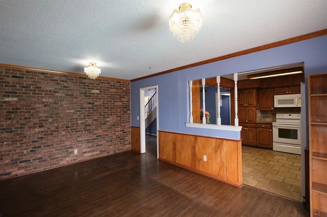 3000 N Glenhaven Drive, Midwest City, OK 73110