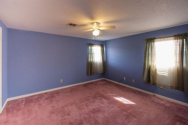 3000 N Glenhaven Drive, Midwest City, OK 73110