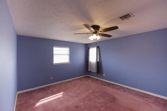 3000 N Glenhaven Drive, Midwest City, OK 73110