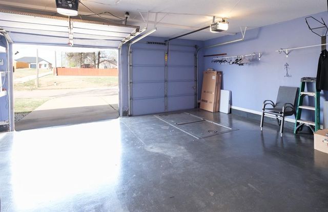 3000 N Glenhaven Drive, Midwest City, OK 73110