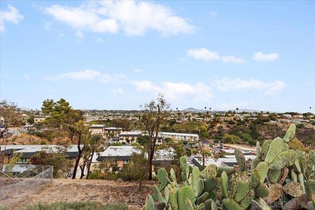 2859 Menlo Ave, San Diego, CA 92105