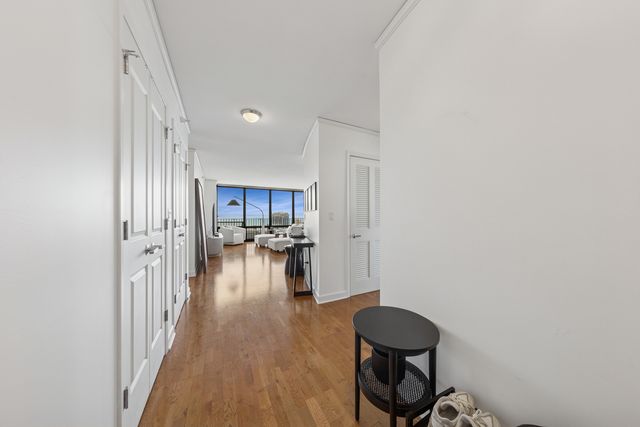 225 N Columbus Drive 5905, Chicago, IL 60601