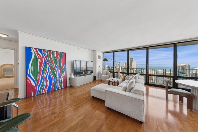 225 N Columbus Drive 5905, Chicago, IL 60601