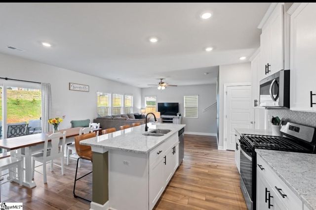 1019 Appalachian Drive, Moore, SC 29369