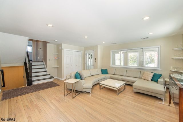 25 BUDD ST, Randolph Twp., NJ 07869