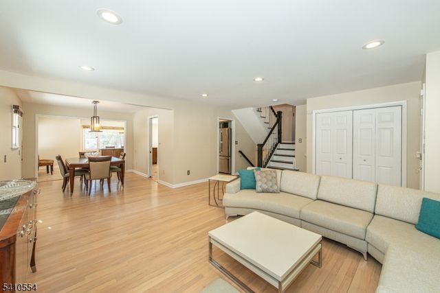 25 BUDD ST, Randolph Twp., NJ 07869