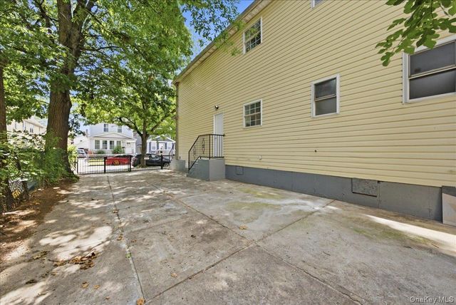 14537 105th Avenue, Jamaica, NY 11435