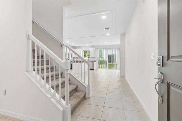 34214 CINDER WAY, Wesley Chapel, FL 33545