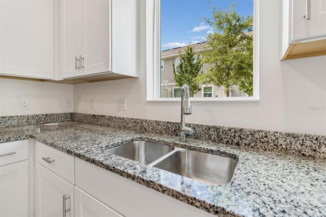 34214 CINDER WAY, Wesley Chapel, FL 33545