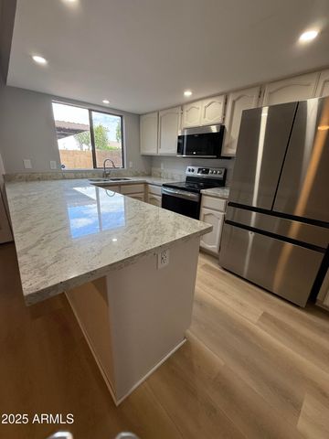 170 E GUADALUPE Road 173, Gilbert, AZ 85234