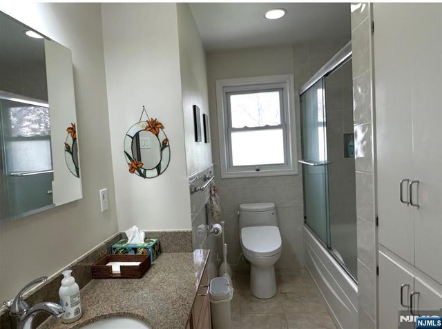 986 Wildwood Road, Oradell, NJ 07649