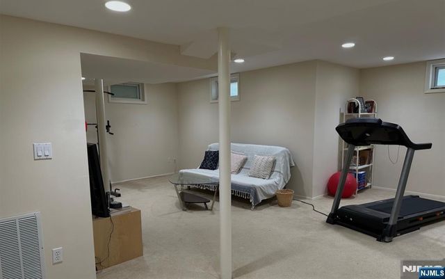 986 Wildwood Road, Oradell, NJ 07649