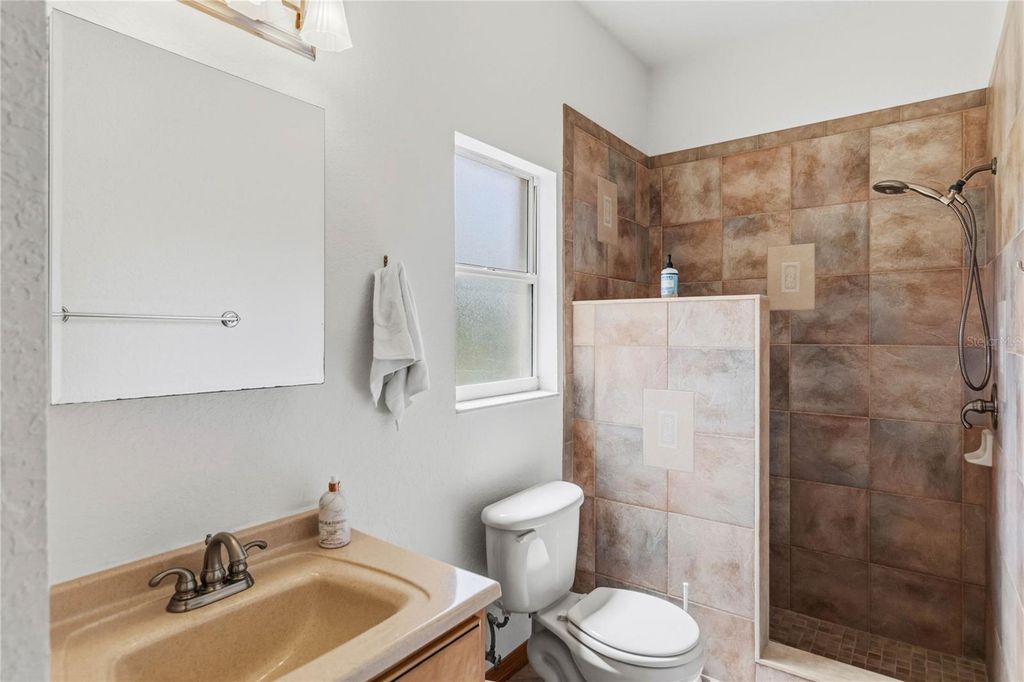 Image 25 of property listing at 1300 S NARCOOSSEE ROAD, St Cloud, FL 34771
