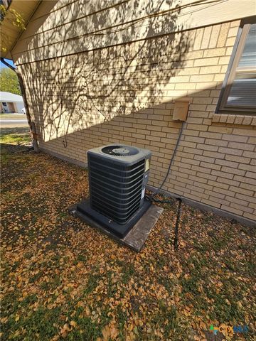 117 Myra Lou Avenue, Copperas Cove, TX 76522