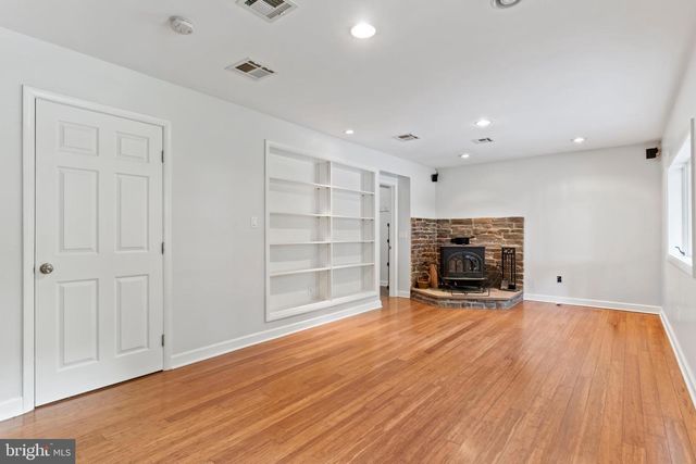 360 KRALLTOWN RD, Wellsville, PA 17365