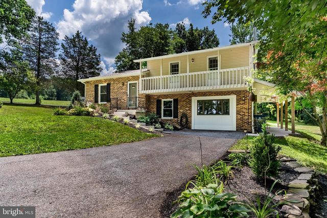 360 KRALLTOWN RD, Wellsville, PA 17365