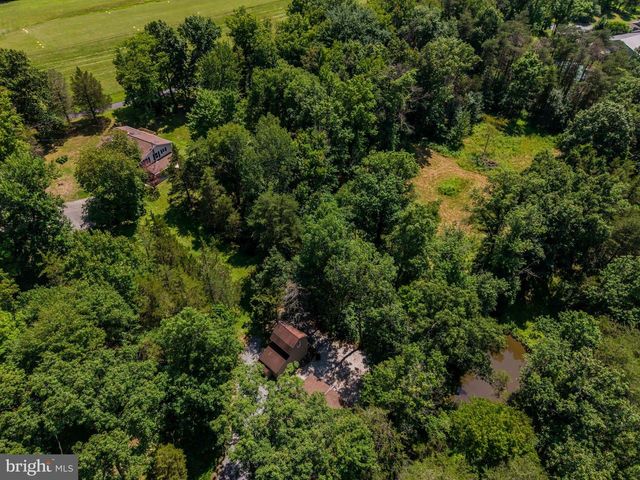 360 KRALLTOWN RD, Wellsville, PA 17365