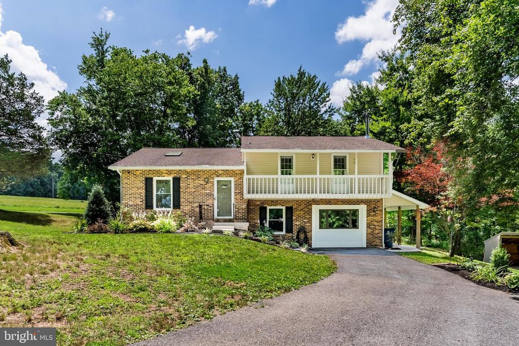 360 KRALLTOWN RD, Wellsville, PA 17365