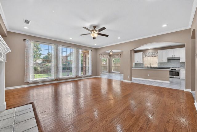 4233 Sandra Lynn Drive, Flower Mound, TX 75022