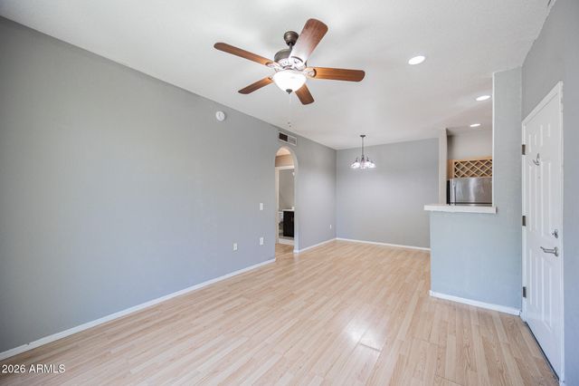 2929 W YORKSHIRE Drive 1110, Phoenix, AZ 85027