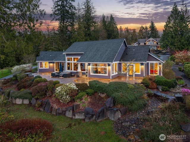4827 Bayshore Lane NW, Olympia, WA 98502