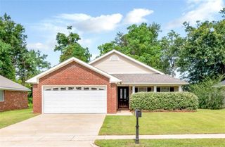 2136 Spring Grove Court, Mobile, AL 36695