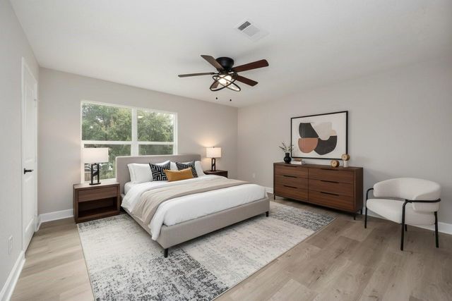 11302 White Gate Lane, Houston, TX 77067