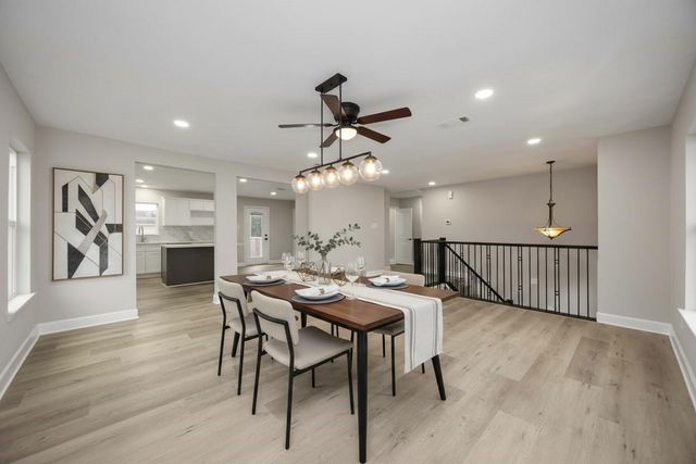 11302 White Gate Lane, Houston, TX 77067