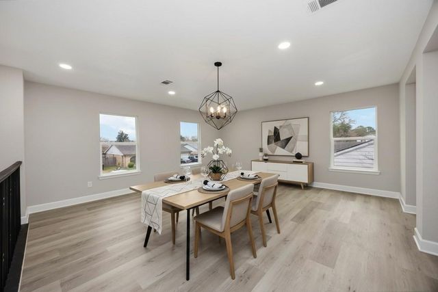 11302 White Gate Lane, Houston, TX 77067