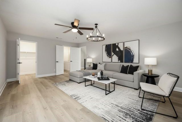 11302 White Gate Lane, Houston, TX 77067