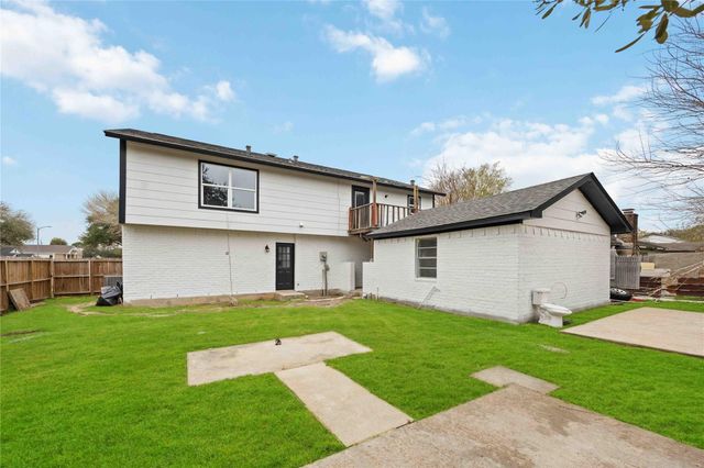 11302 White Gate Lane, Houston, TX 77067