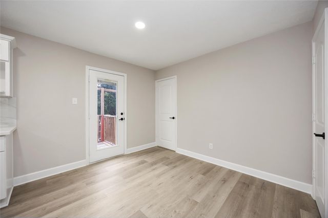 11302 White Gate Lane, Houston, TX 77067