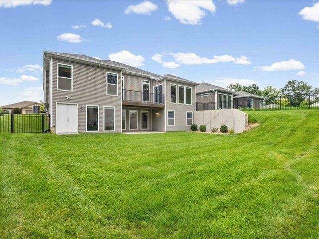 4010 W PERENNIAL CT, Columbia, MO 65203