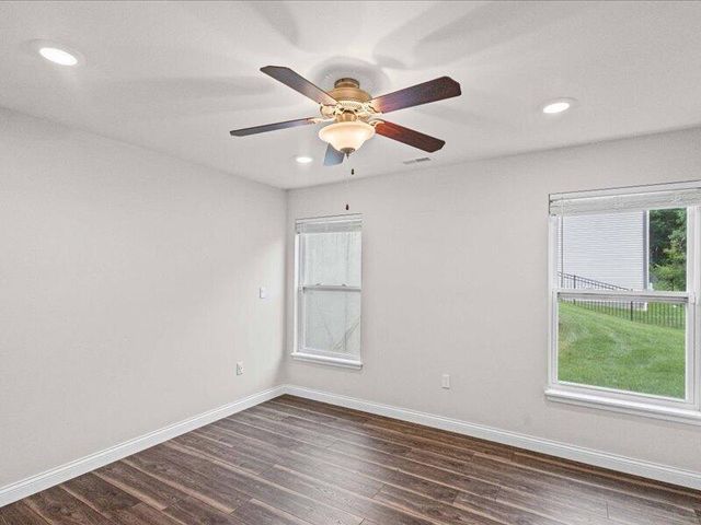 4010 W PERENNIAL CT, Columbia, MO 65203