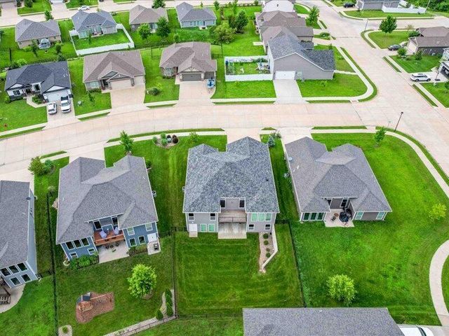 4010 W PERENNIAL CT, Columbia, MO 65203