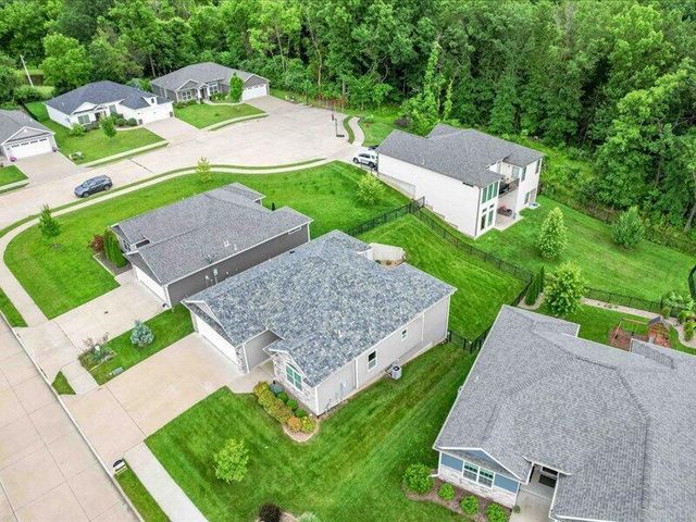 4010 W PERENNIAL CT, Columbia, MO 65203