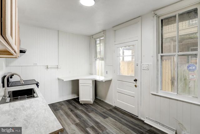 209 PARK PL, York, PA 17401